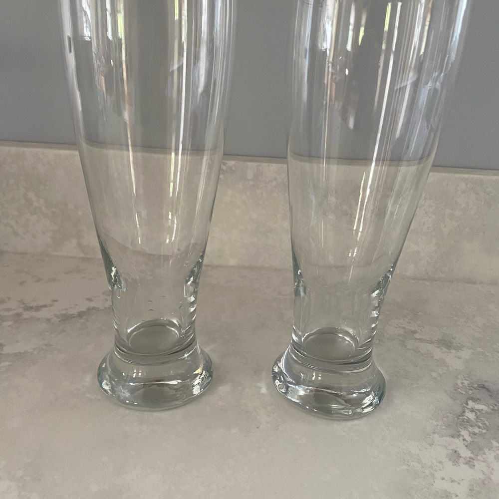 2 Pilsner beer glasses